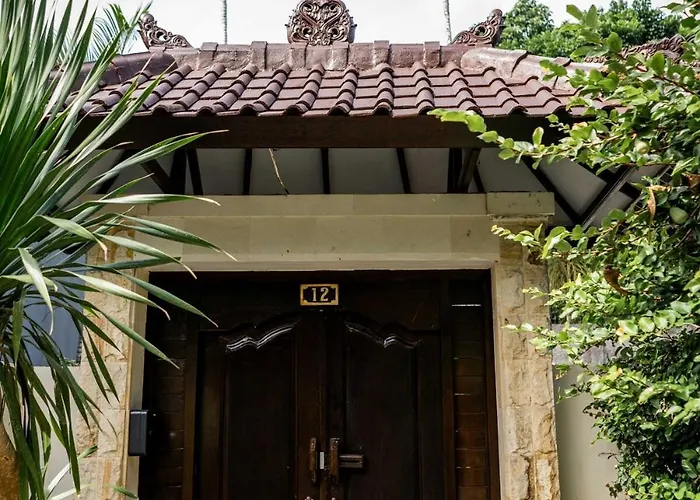 Villa Melasti #2 2bdr With Yard & Pool *